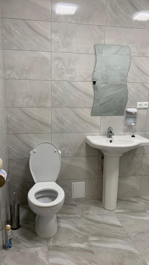 hostel Koleso Odessa Buitenkant foto