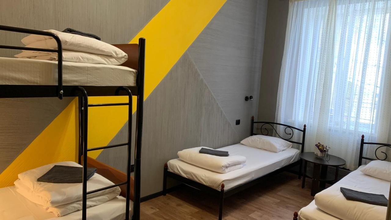 hostel Koleso Odessa Buitenkant foto