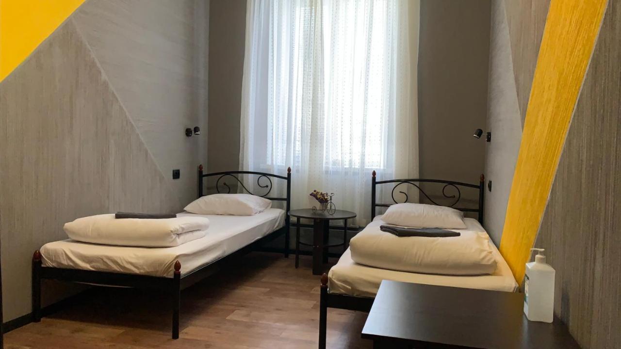 hostel Koleso Odessa Buitenkant foto