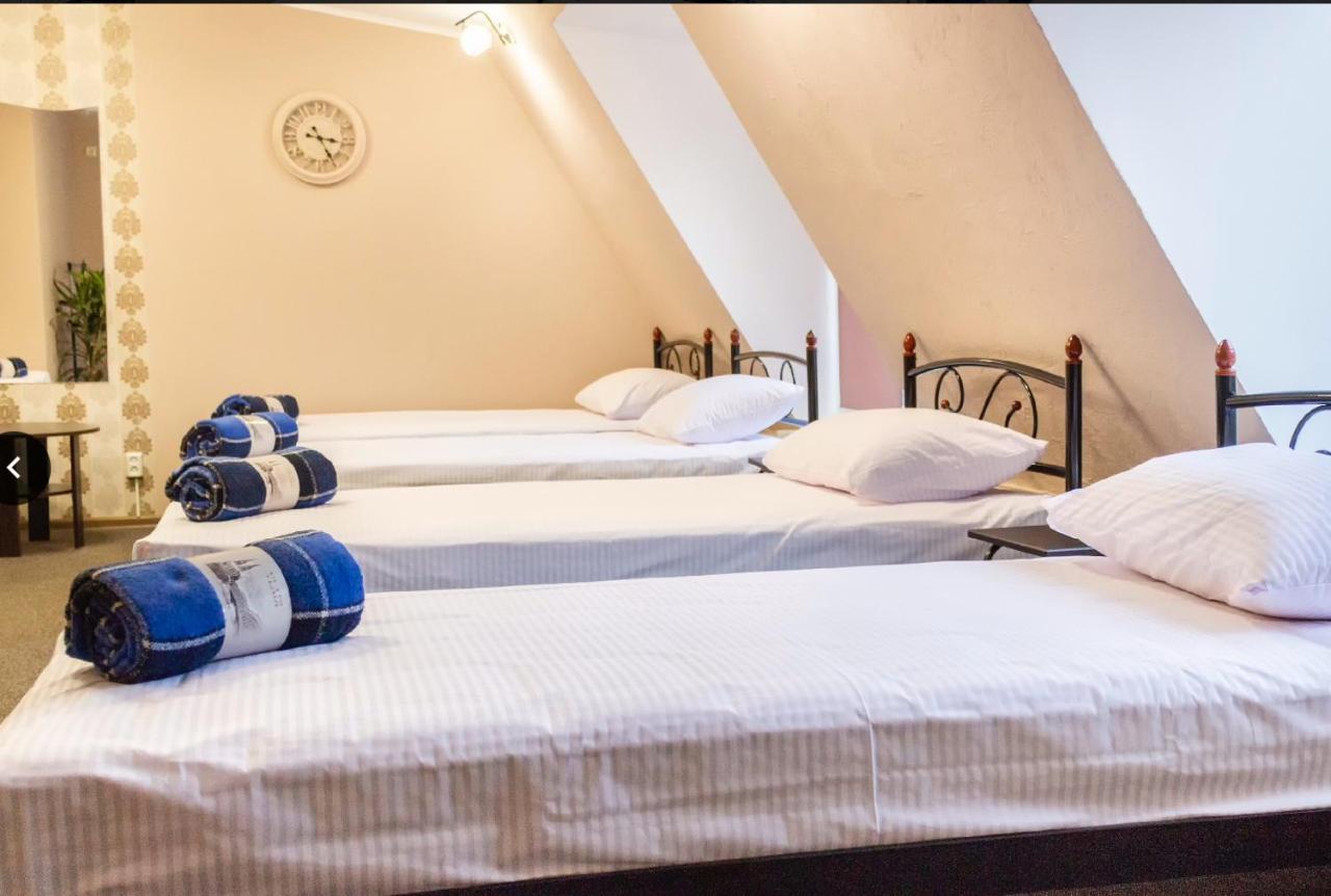 hostel Koleso Odessa Buitenkant foto