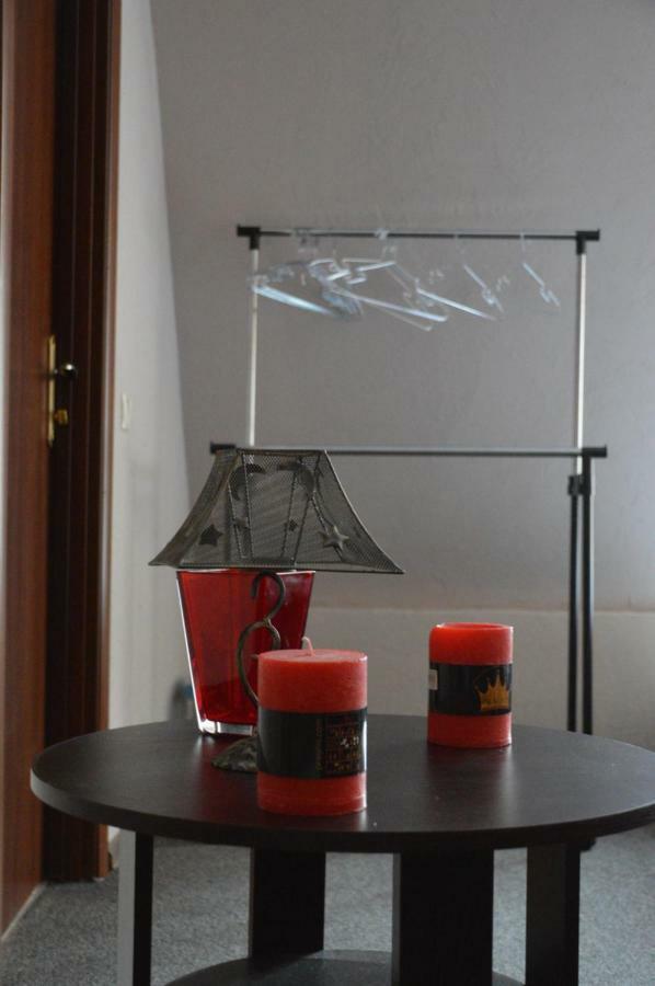 hostel Koleso Odessa Buitenkant foto